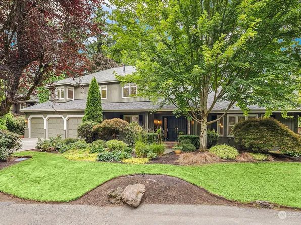 8884 SE 74th Place, Mercer Island, WA 98040