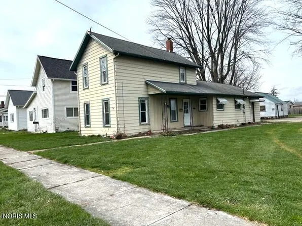 304 E Walnut St, North Baltimore, OH 45872