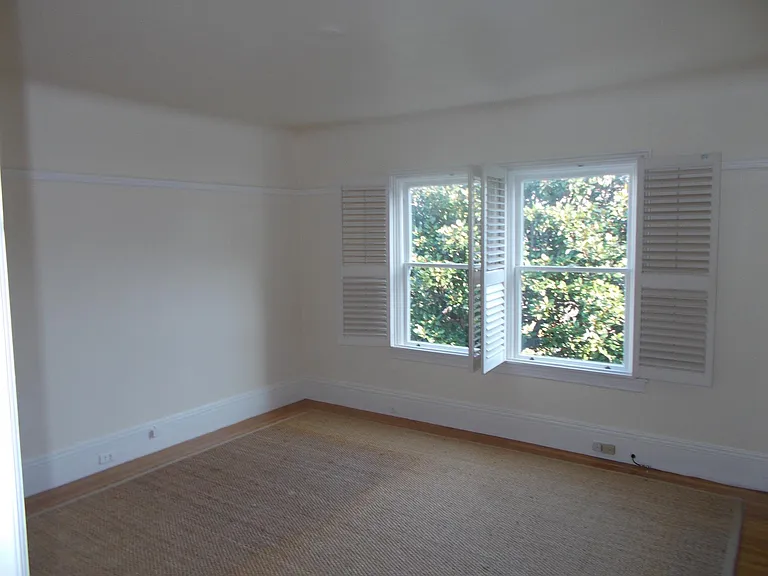 2822 Lyon St — Photo 9