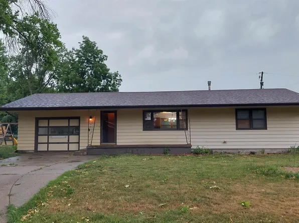 1603 Birchwood Dr, Red Oak, IA 51566