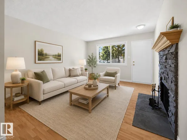 1107 62nd St NW, Edmonton, AB T6L 2H7
