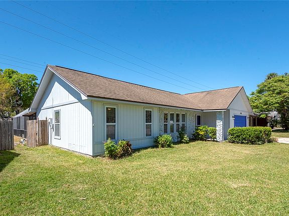 5th image of 490 Spruceview Dr