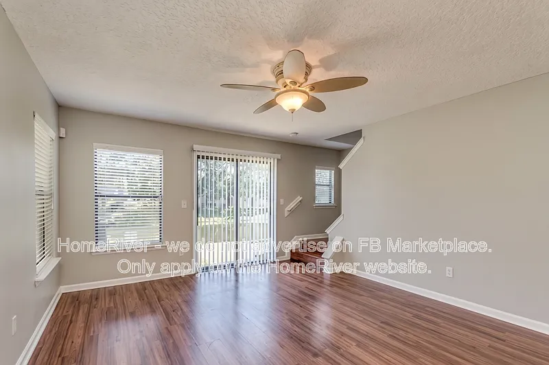 Building Photo - 7851 Playschool Ln