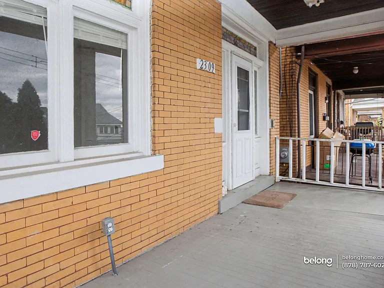 2309 Valera Ave — Photo 2