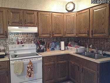 4th image of 3770 Fernwood Dr