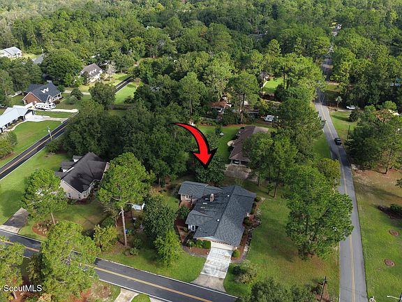 4th image of 680 Harper St