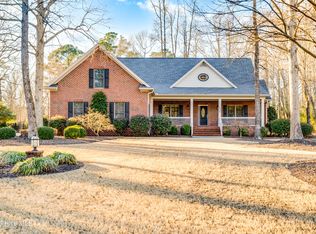 130 Willow Oaks Dr, Wallace, NC 28466