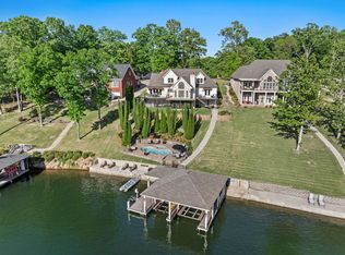 605 Hunter Point Cv, Muscle Shoals, AL 35661