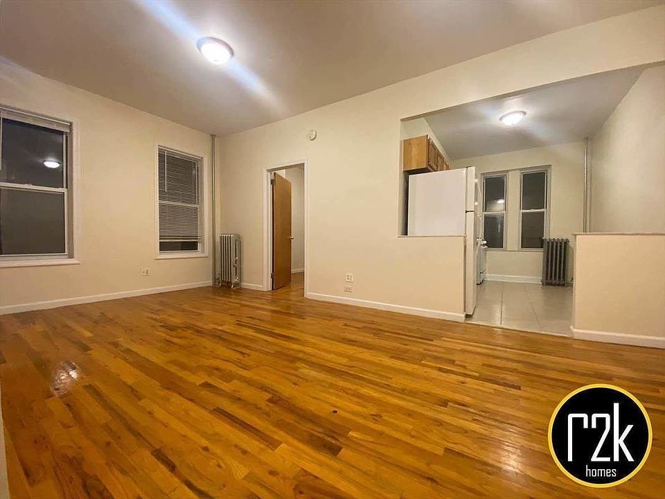 1st image of 4417 28th Ave #2C
