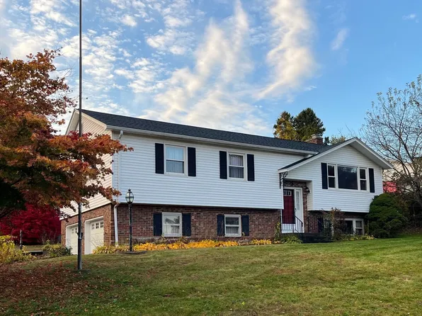 2 Francis Road, Danbury, CT 06810