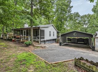 215 Spence Ln, Hilham, TN 38568