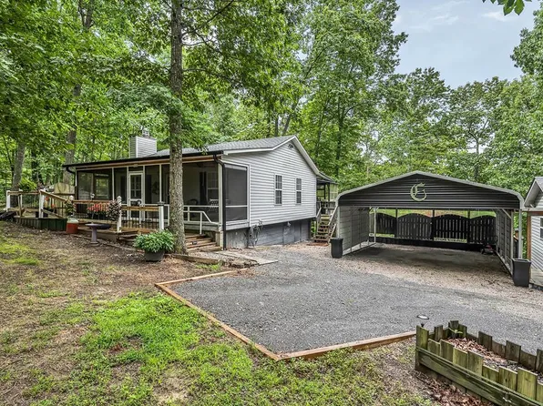 215 Spence Ln, Hilham, TN 38568
