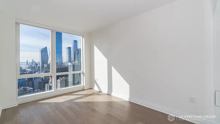 Rented by Silverstone Group USA Corp. | media 29