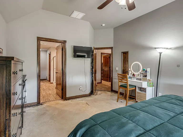 2265 County Road 1258 — Photo 10