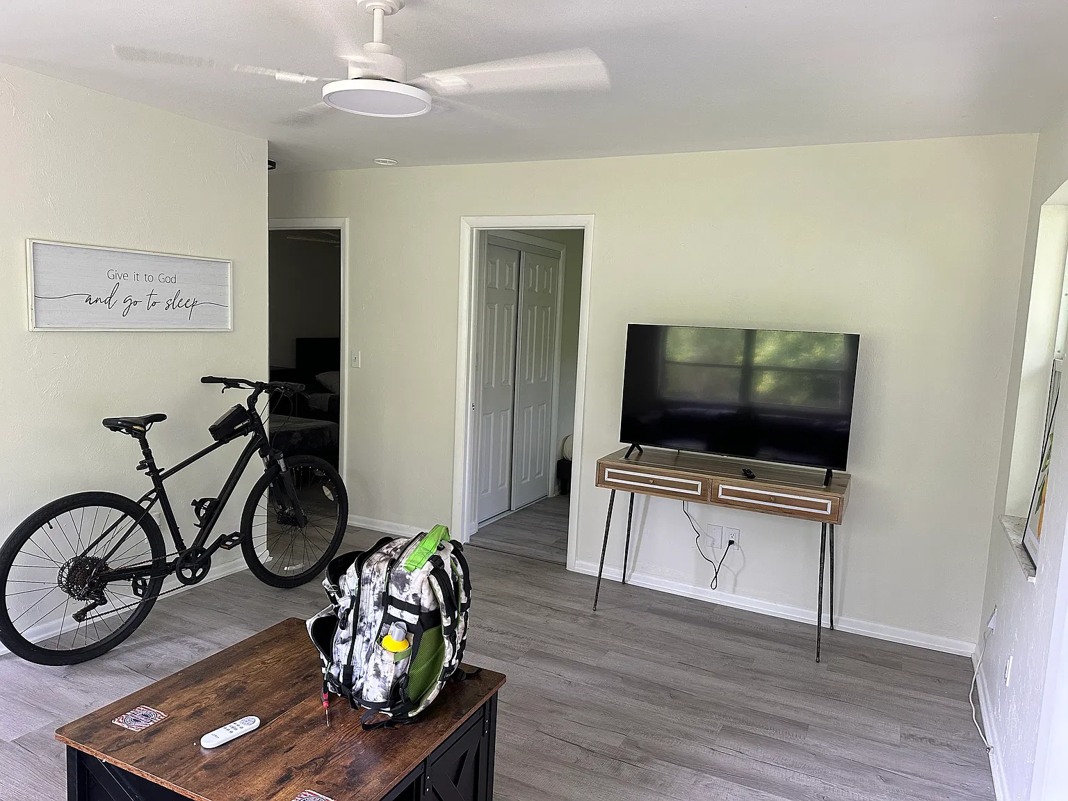 2 bed, 700 sqft, $1,895 — Photo 3