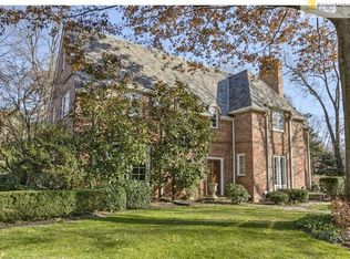 6225 Ensley Ln, Mission Hills, KS 66208