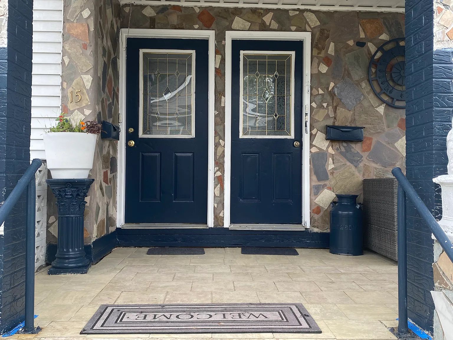 3 bed, 2000 sqft, $1,900 — Photo 2