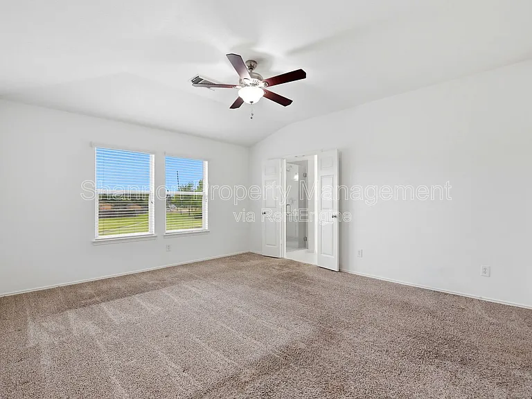 5342 Gibralter Pl — Photo 32