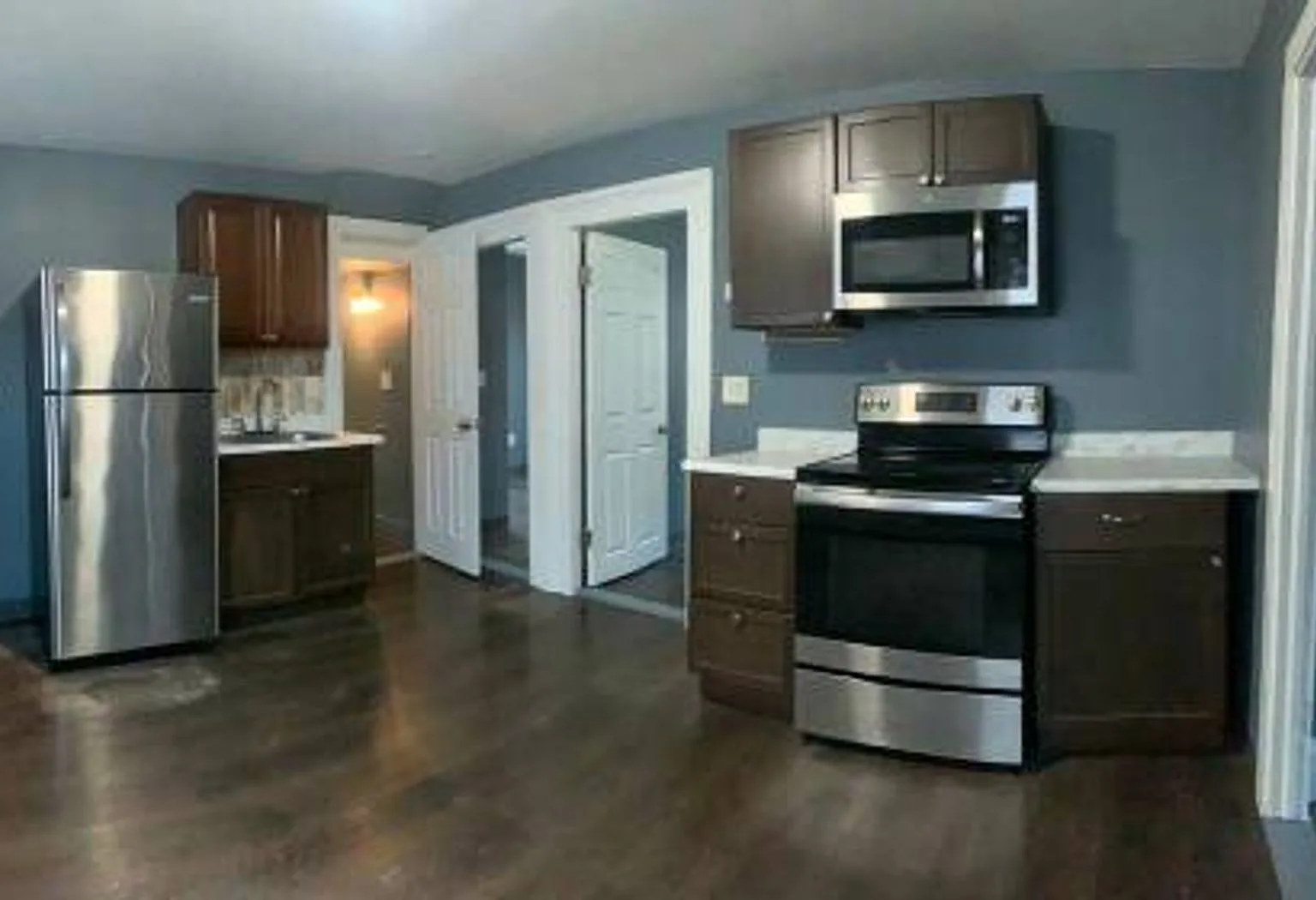 421 Logan Street — Photo 2