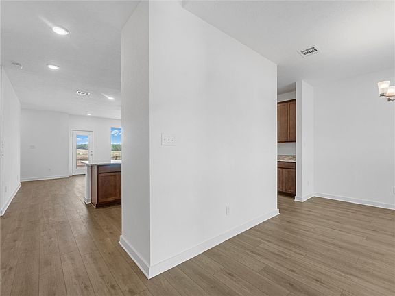 5th image of 10602 Burgundy Berry Way
