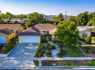 23915 Bessemer St, Woodland Hills, CA 91367