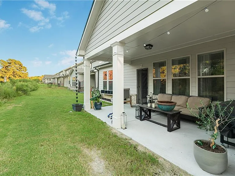 3185 Andover Trl — Photo 39