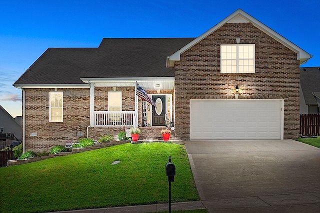 1st image of 816 E Accipiter Cir