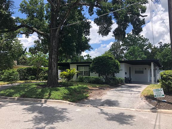 2nd image of 822 Huntington Ct