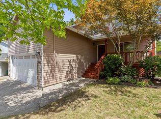 242 NE 49th Ave, Hillsboro, OR 97124