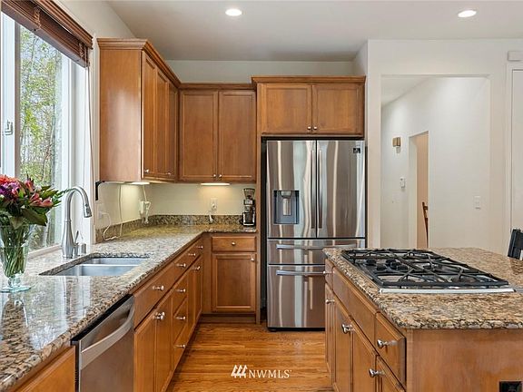 5th image of 35905 SE Boulder Ct