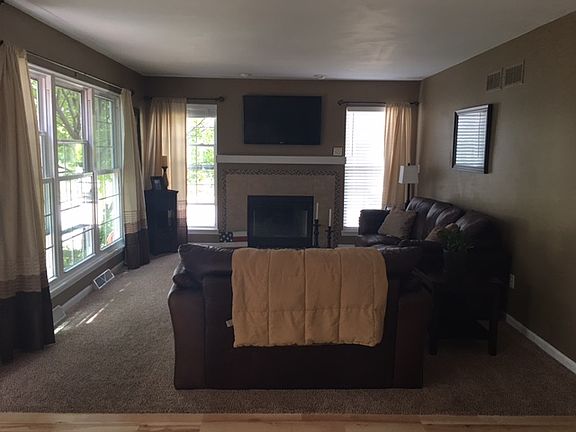 Living Room w/ Fireplace