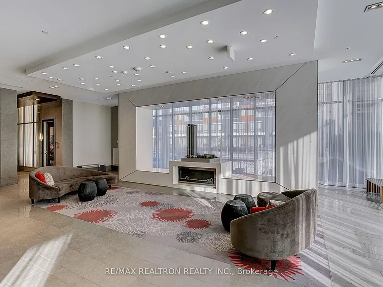 88 Sheppard Ave E #209 — Photo 4