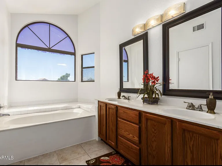 4173 E Cholla Canyon Dr — Photo 3