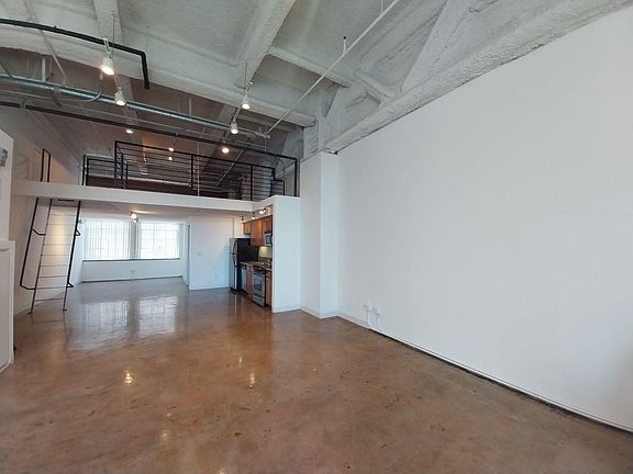 3rd image of 409 W Olympic Blvd APT 605