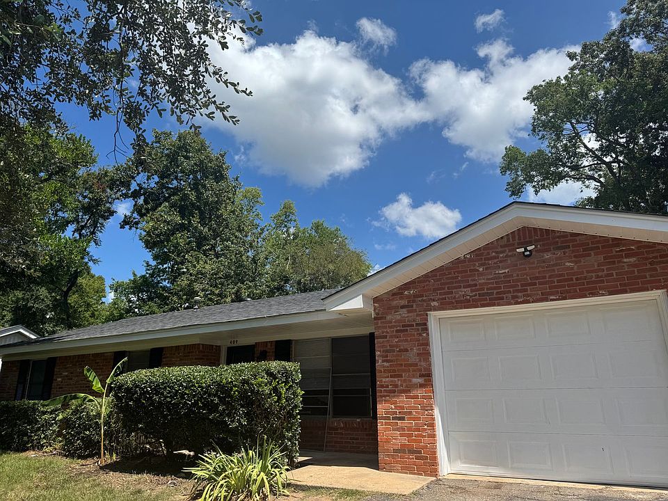 1st image of 409 Kenwood Ln
