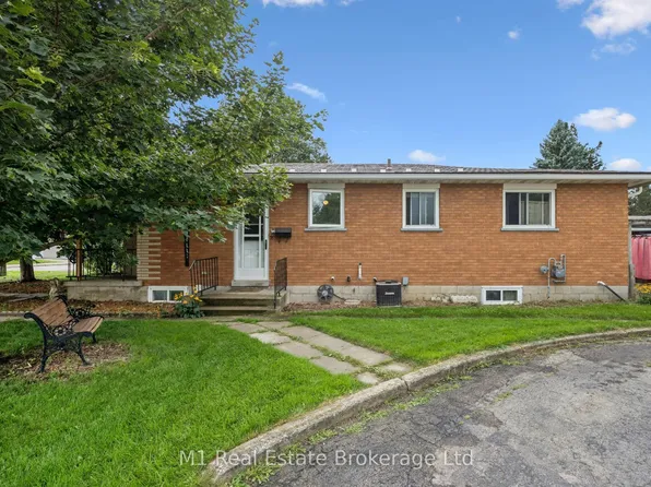 205 Albert St, Minto, ON N0G 2P0