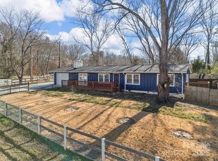 435 Thermal View Dr, Tryon, NC 28782