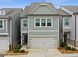 356 Hayden Cir, Woodstock, GA 30188
