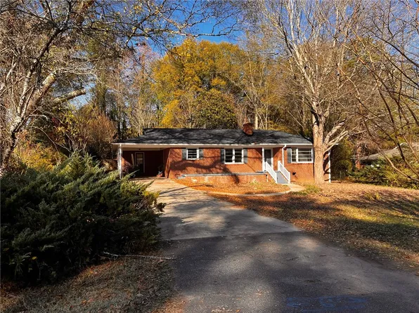 207 Skyview Dr, Clemson, SC 29631