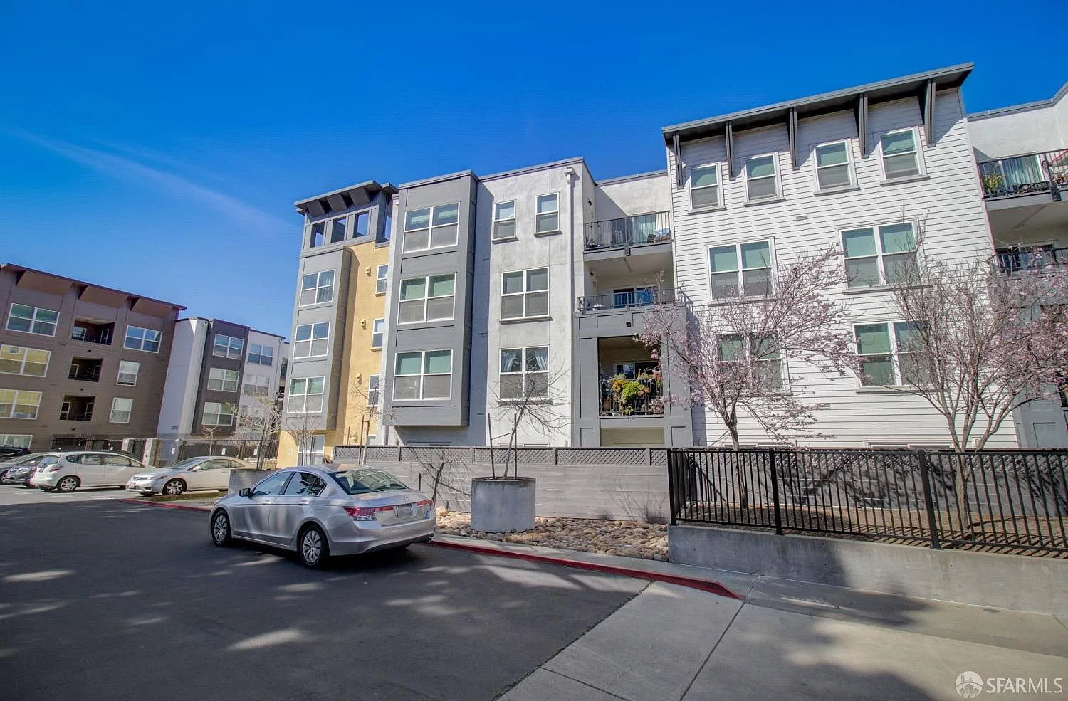 8100 Oceanview Ter APT 109 photo 1