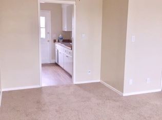 1632 N Lake Ave APT 4, Pasadena, CA 91104
