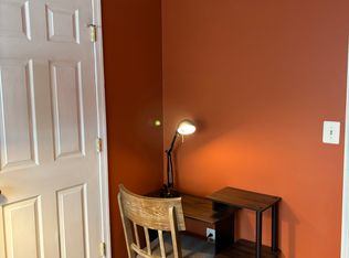 6098 Oaklawn Ln, Woodbridge, VA 22193