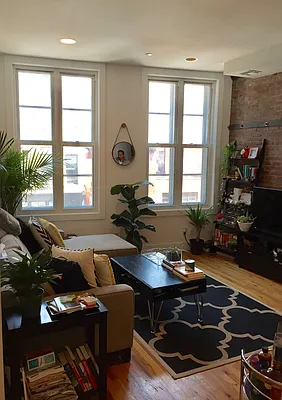 Rented by United American Land | media 16