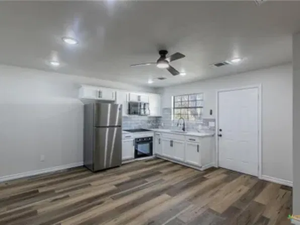 311 Smith St #C, Belton, TX 76513