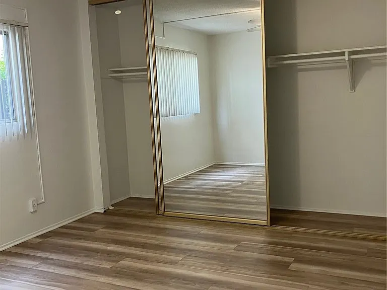 251 N Craig Ave #1 — Photo 7