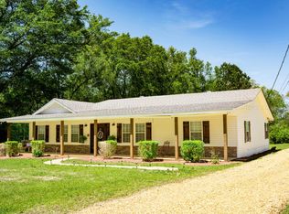 1141 Court Rd, Winfield, AL 35594