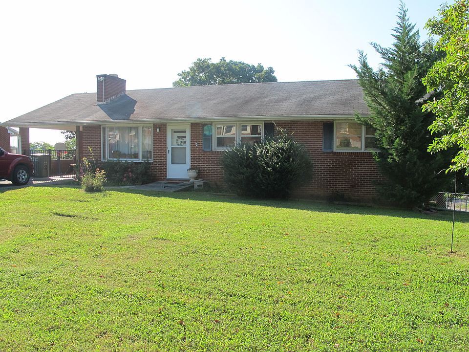 1st image of 1438 Brushy Mountain Dr