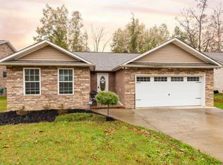 310 Joshua Landing Ct, Seymour, TN 37865