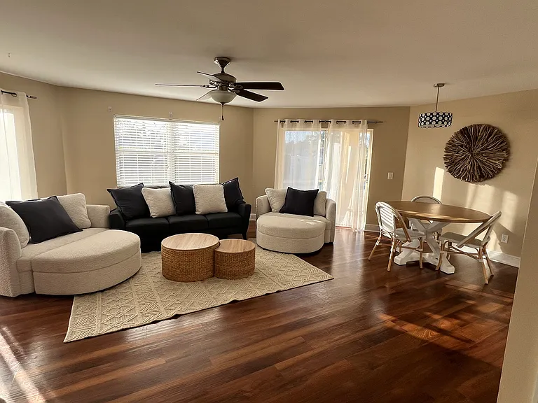 5420 Chiquita Blvd S #3 — Photo 2