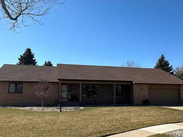 4405 S Hypointe Cir, Sioux Falls, SD 57105